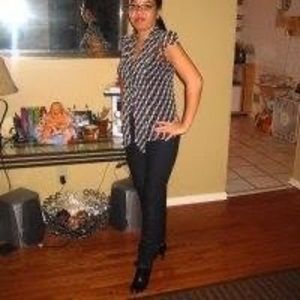 Meet your Posher, Connie